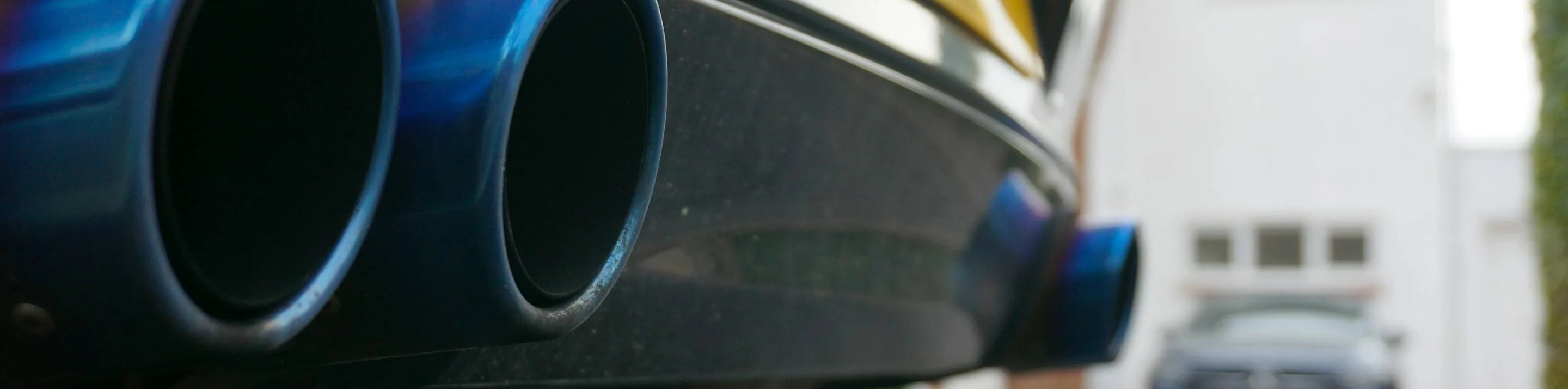 exhaust tailpipes, wide and low